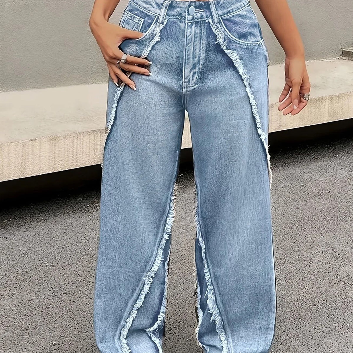 LOVELIA | Hyena Jean